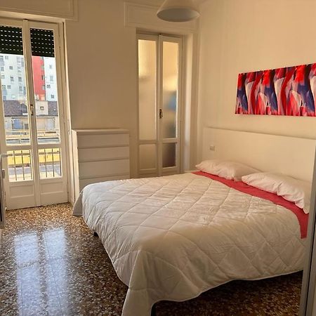 Kibilu - Via Lomellina Mm Argonne - Linate Airport Apartment Milano Exterior foto